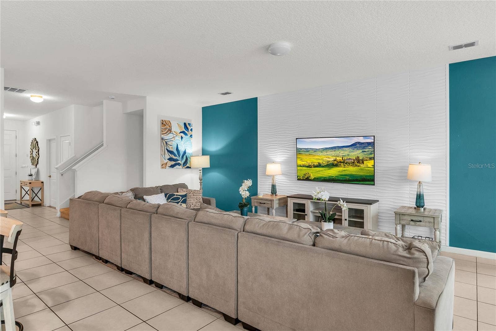 2576 SHANTI DRIVE, Kissimmee, FL 34746 Living room