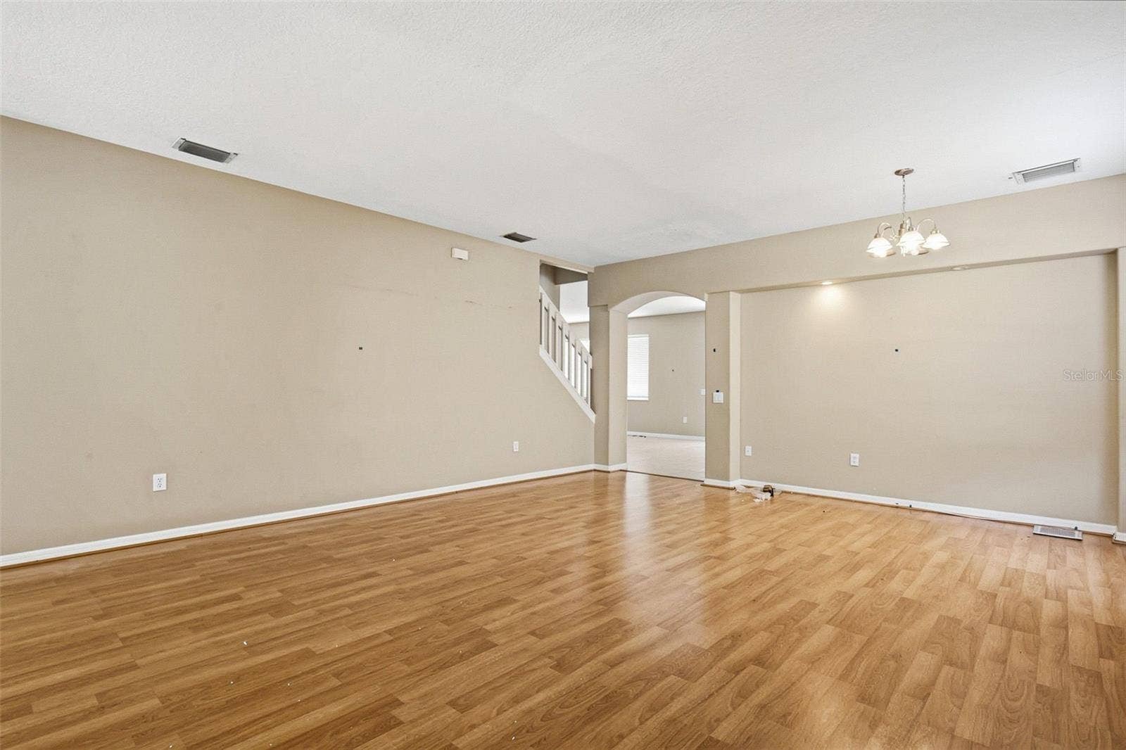 19264 FISHERMANS BEND DRIVE, Lutz, FL 33558 19264 FISHERMANS BEND DRIVE, Lutz, FL 33558