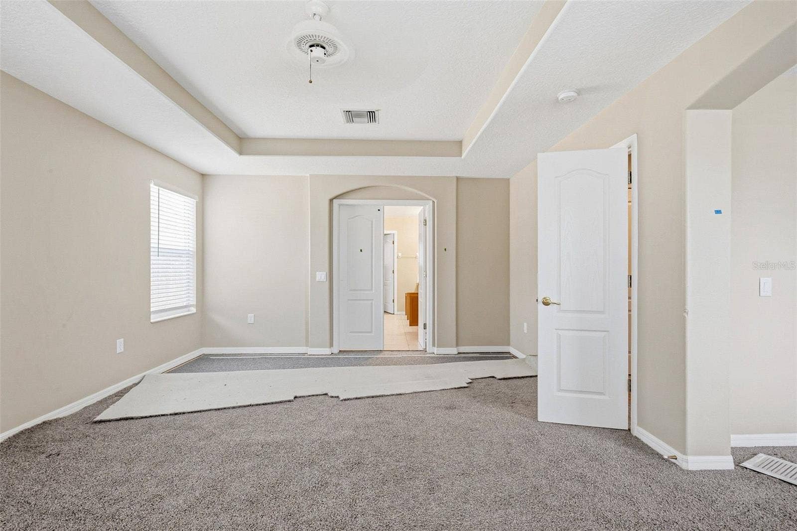 19264 FISHERMANS BEND DRIVE, Lutz, FL 33558 19264 FISHERMANS BEND DRIVE, Lutz, FL 33558