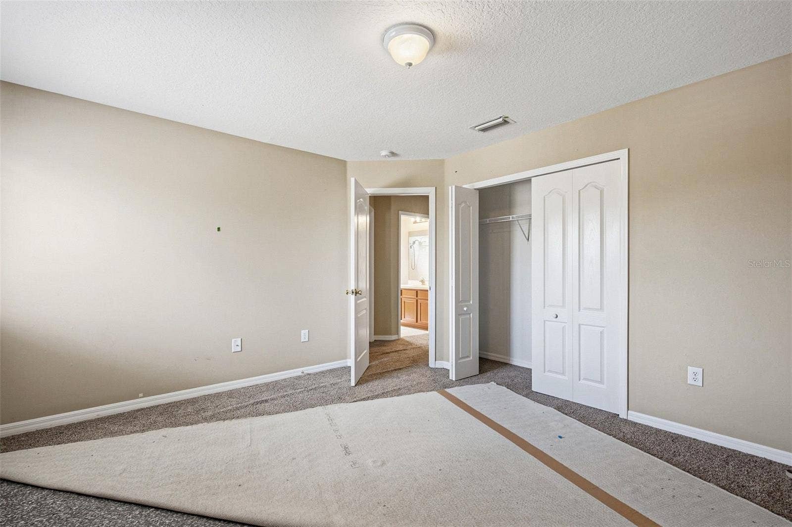 19264 FISHERMANS BEND DRIVE, Lutz, FL 33558 19264 FISHERMANS BEND DRIVE, Lutz, FL 33558