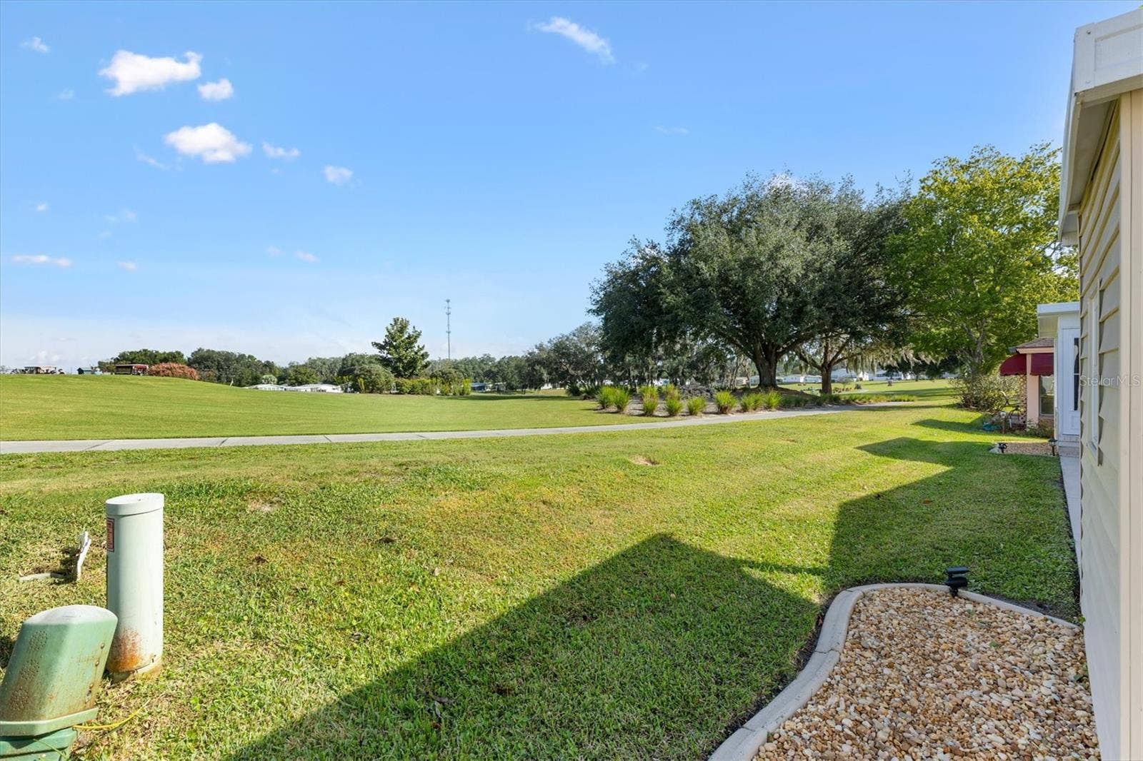 529 BONITA DRIVE, Lady Lake, FL 32159