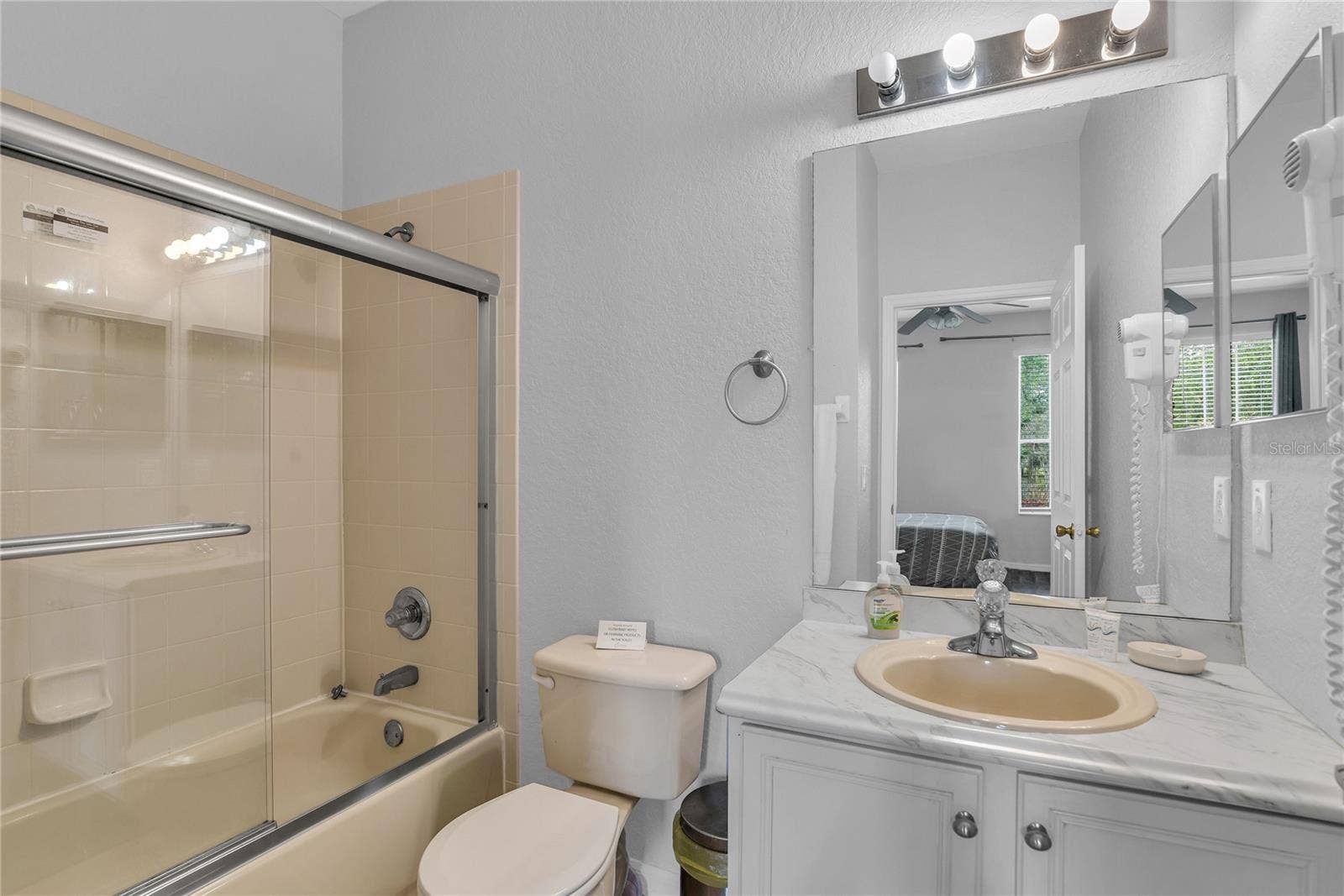 457 LA MIRAGE STREET, Davenport, FL 33897 bathroom 3