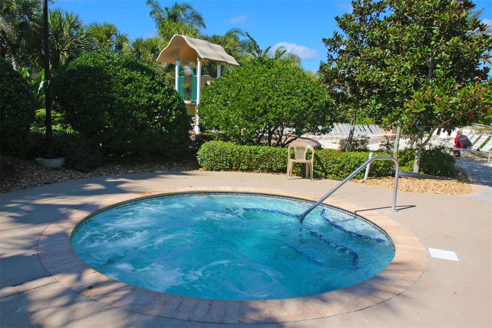 457 LA MIRAGE STREET, Davenport, FL 33897 Resort style Pool and hot tub