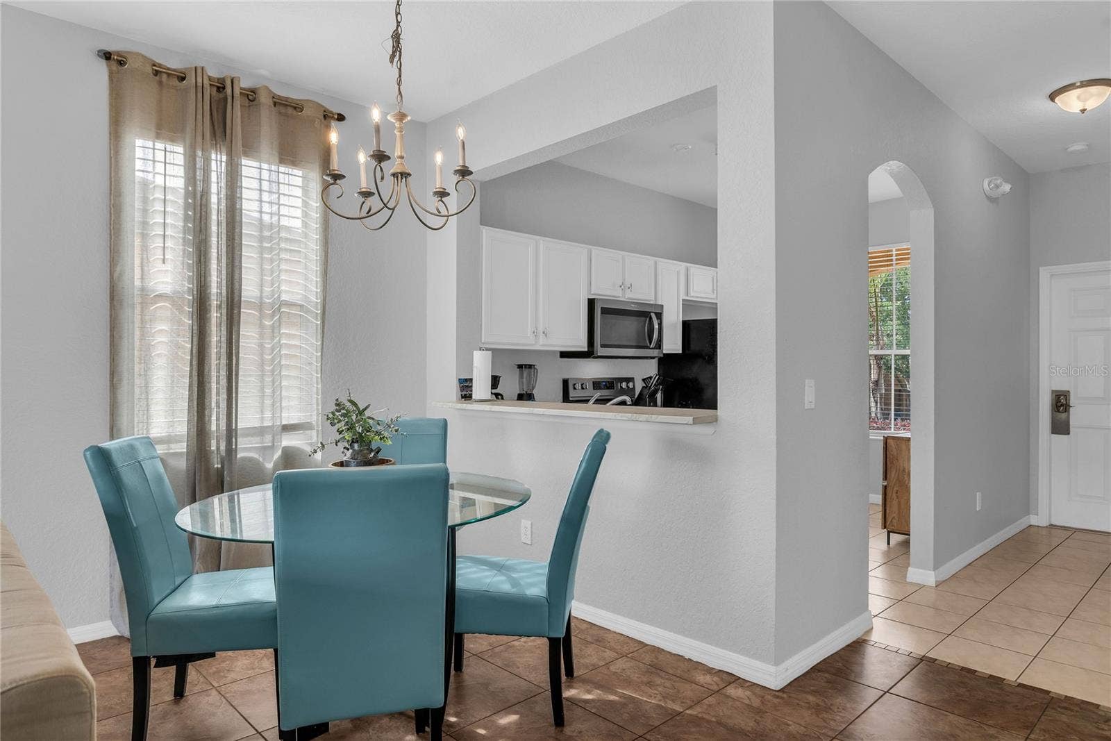 457 LA MIRAGE STREET, Davenport, FL 33897 Dining room