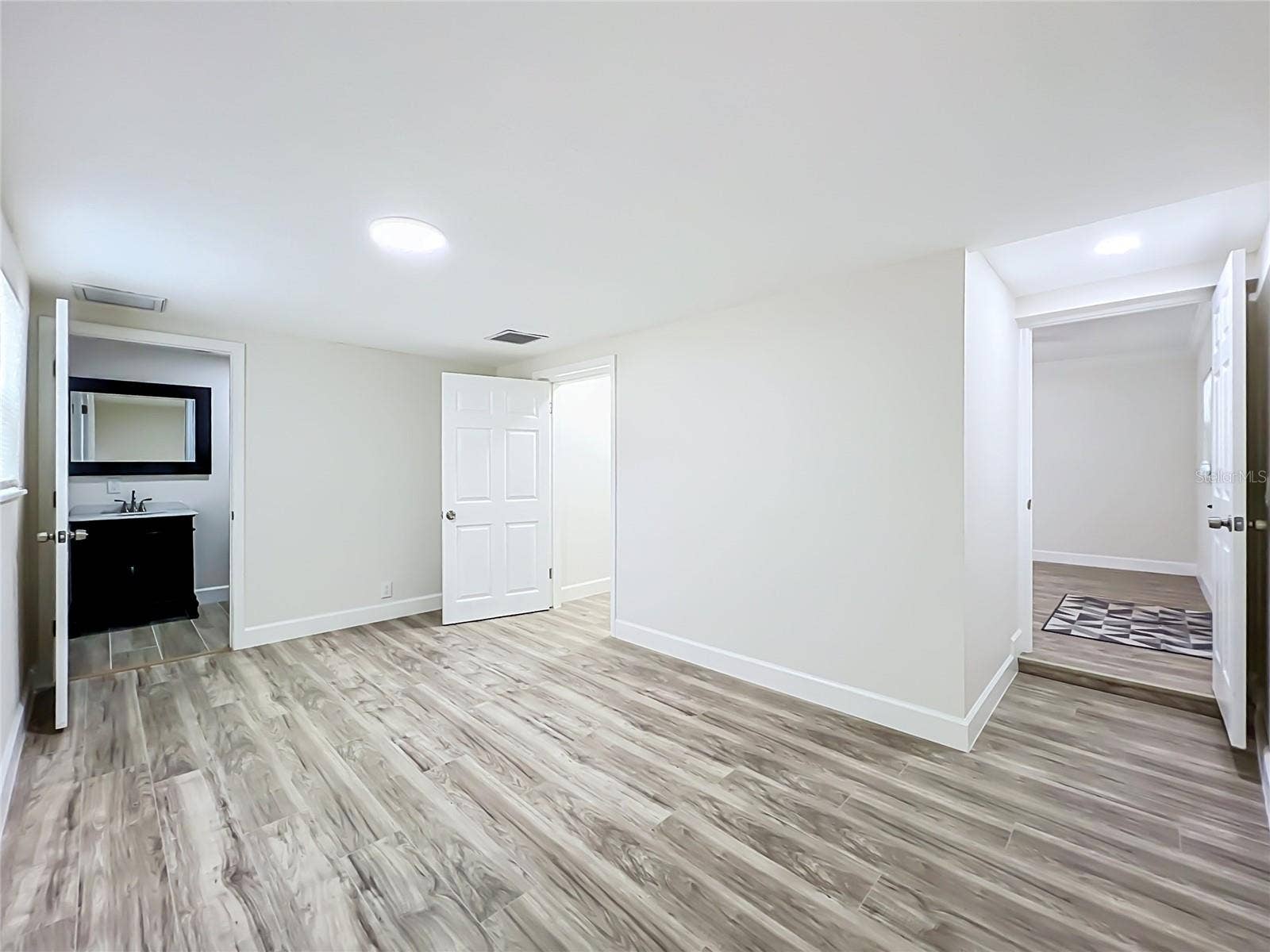 4207 SEYBOLD AVENUE, Orlando, FL 32808