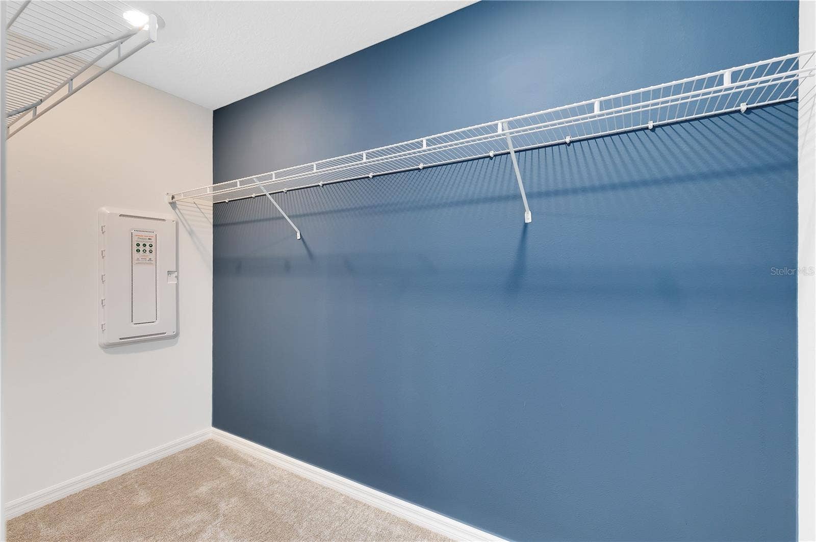 3198 EMERALD ACRES LANE, Sanford, FL 32771 Model Home Design Only. Pictures and furnishings are for illustrative purposes only. Elevations, colors and options may vary. Furniture is for model home staging only.