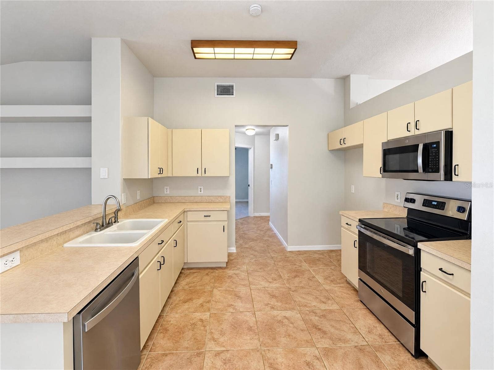 22827 RICHARDSON LANE, Land O Lakes, FL 34639 22827 RICHARDSON LANE, Land O Lakes, FL 34639