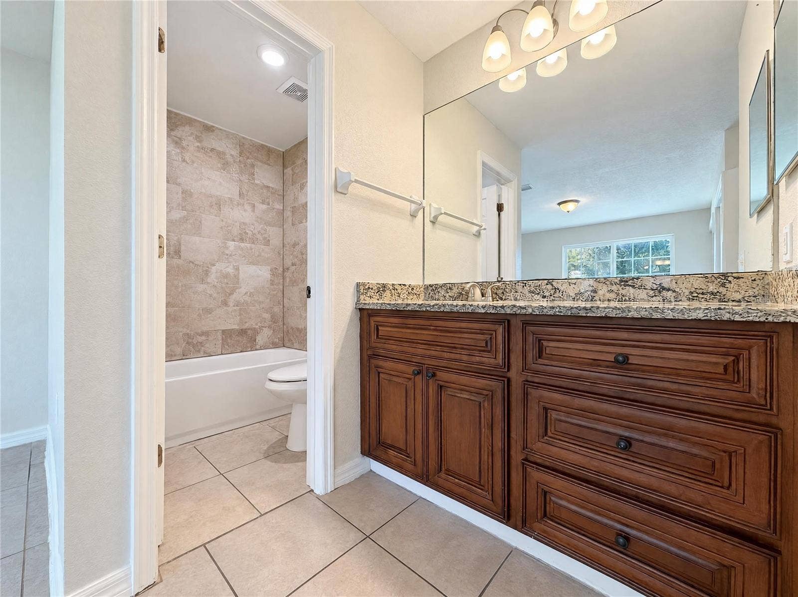 7606 LEON AVENUE, Temple Terrace, FL 33637