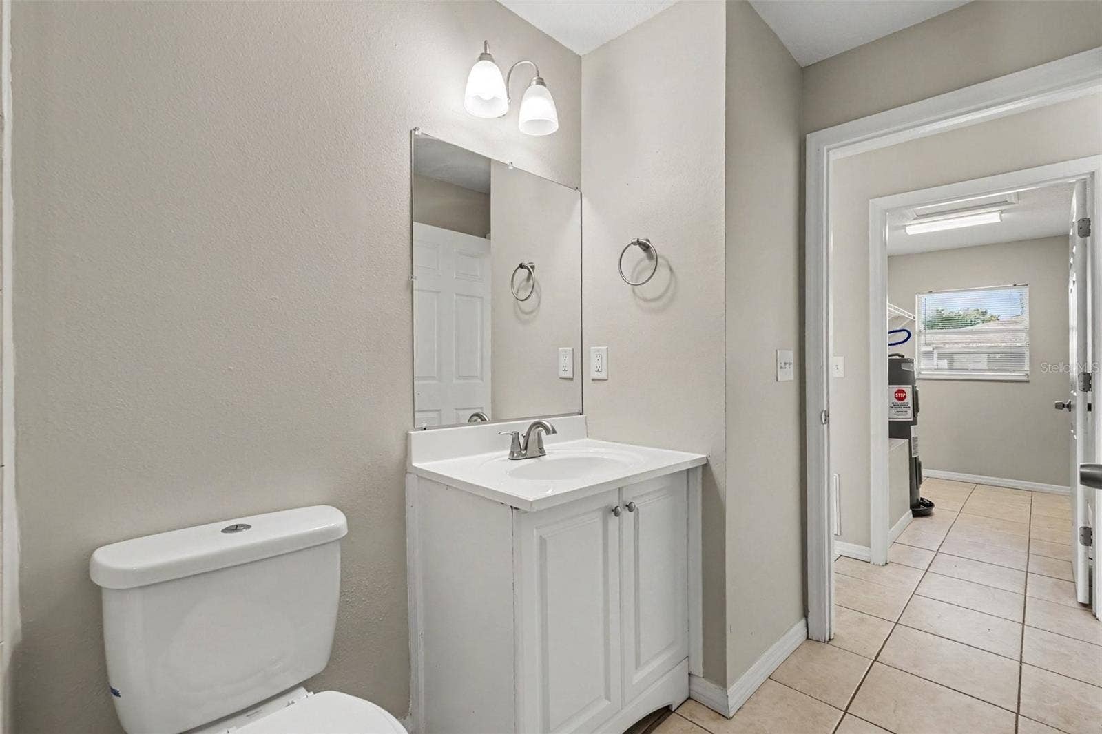 5233 BOGDONOFF DRIVE, Seffner, FL 33584 5233 BOGDONOFF DRIVE, Seffner, FL 33584