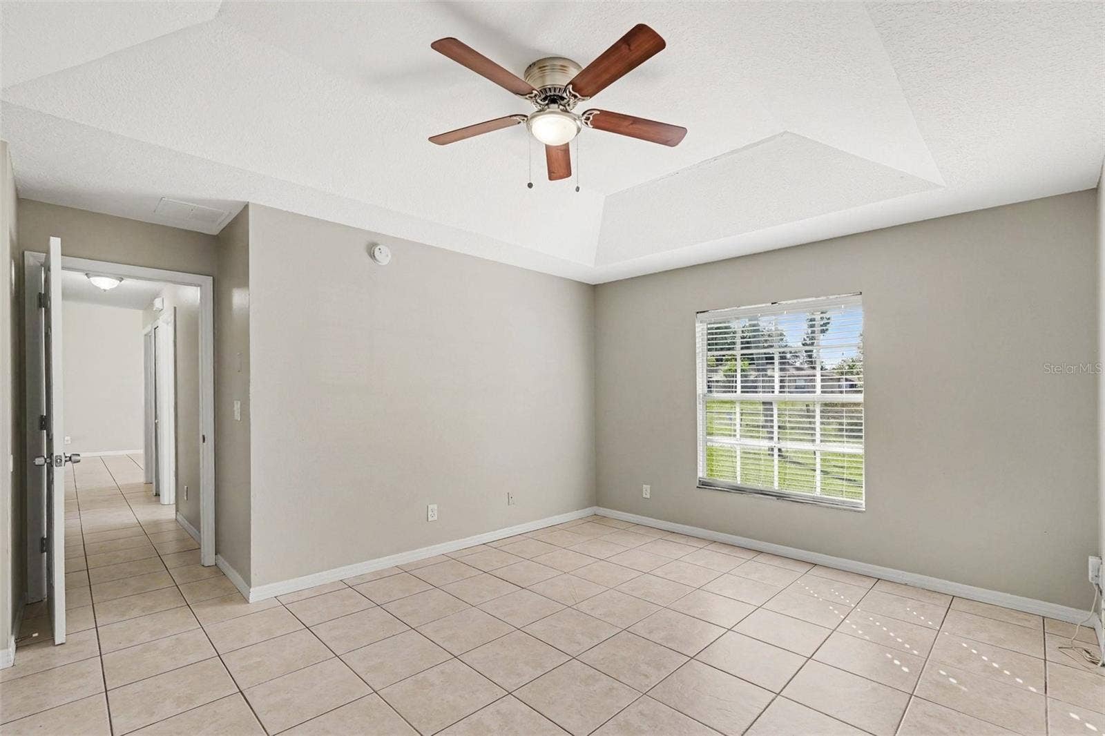 5233 BOGDONOFF DRIVE, Seffner, FL 33584 5233 BOGDONOFF DRIVE, Seffner, FL 33584