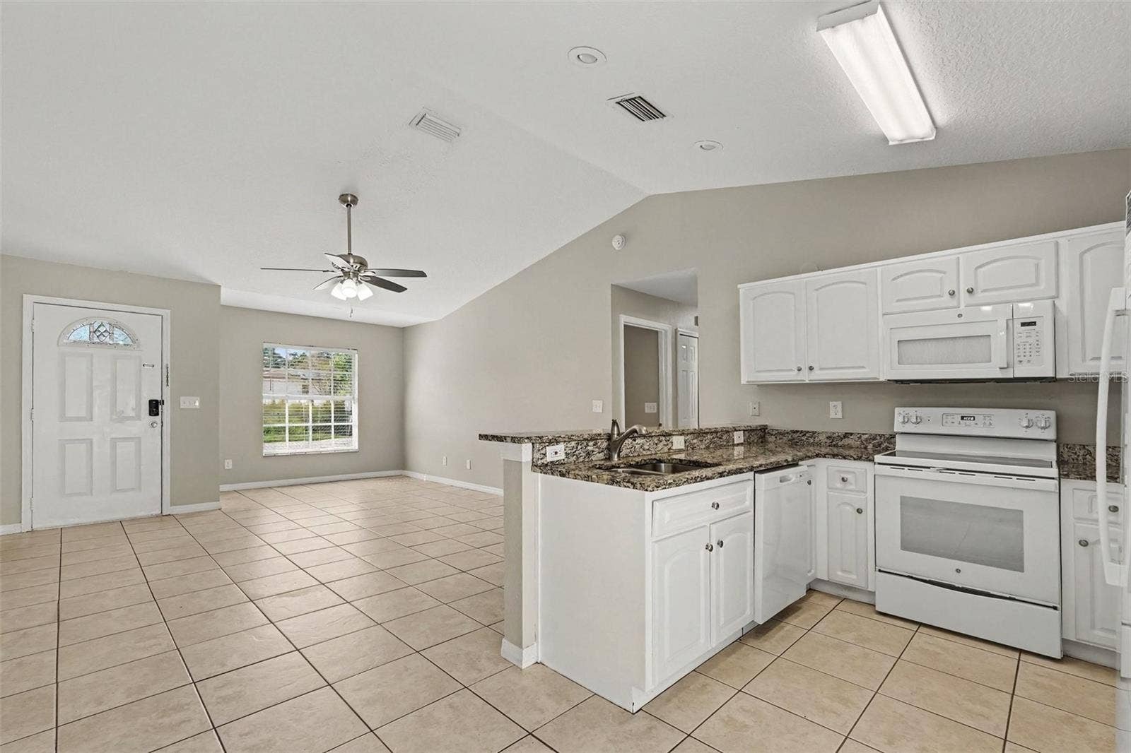 5233 BOGDONOFF DRIVE, Seffner, FL 33584 5233 BOGDONOFF DRIVE, Seffner, FL 33584