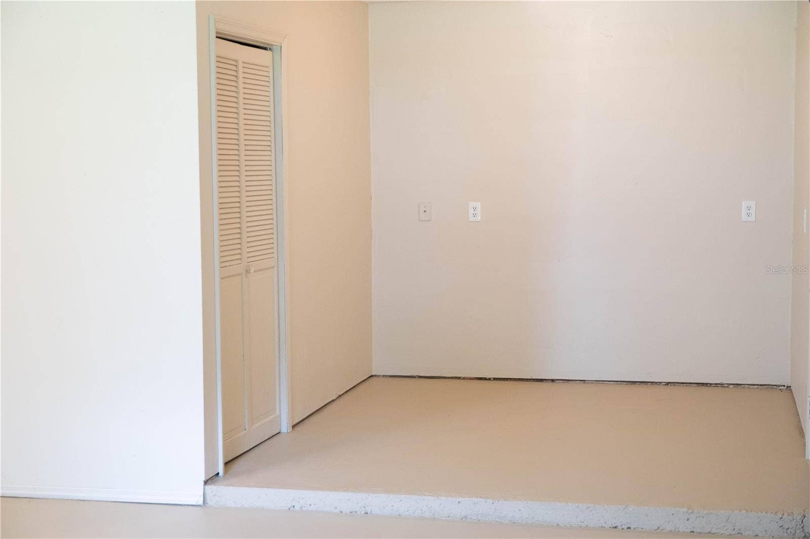 17836 PALM STREET, Umatilla, FL 32784 17836 PALM STREET, Umatilla, FL 32784