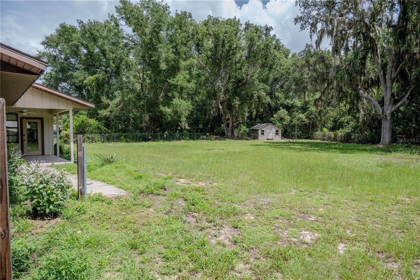 17836 PALM STREET, Umatilla, FL 32784 17836 PALM STREET, Umatilla, FL 32784