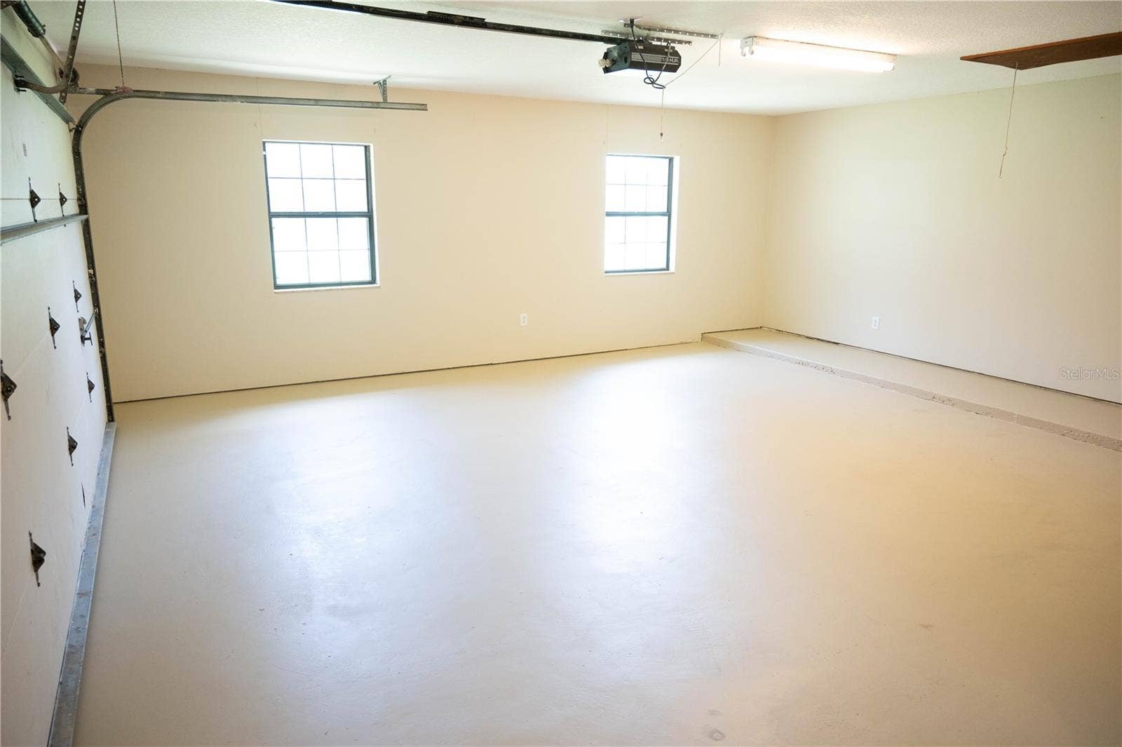 17836 PALM STREET, Umatilla, FL 32784 17836 PALM STREET, Umatilla, FL 32784
