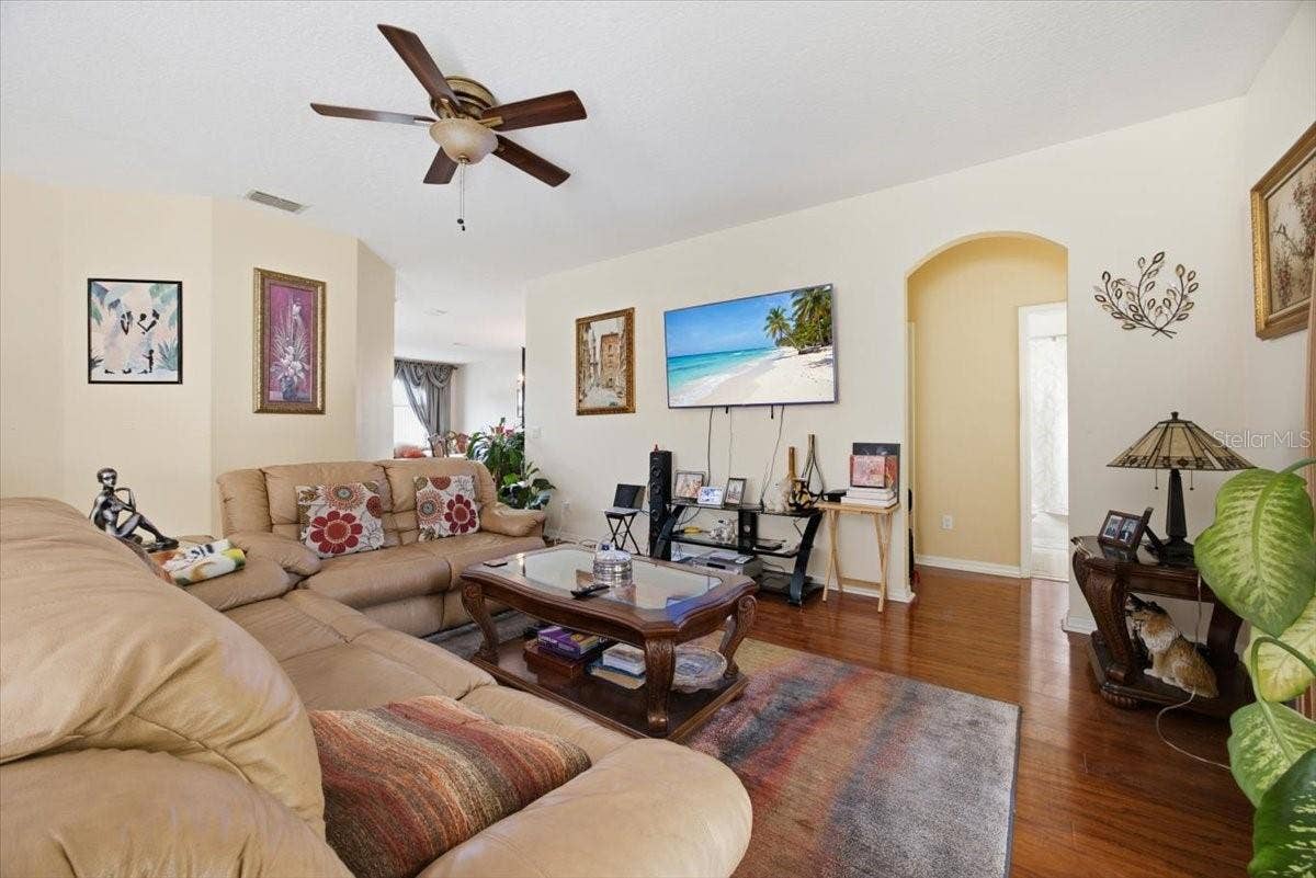 13728 HIDDEN FOREST CIRCLE, Orlando, FL 32828 Florida Room R2
