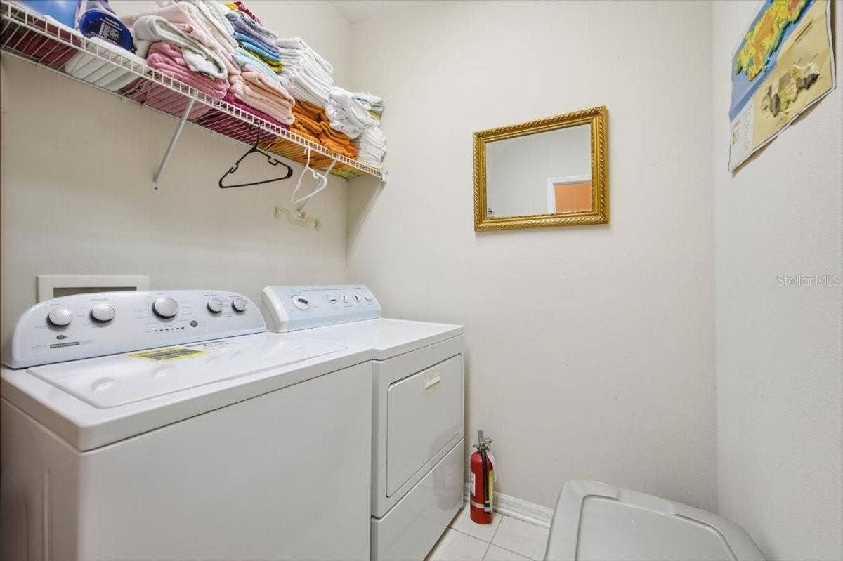 13728 HIDDEN FOREST CIRCLE, Orlando, FL 32828 Laundry