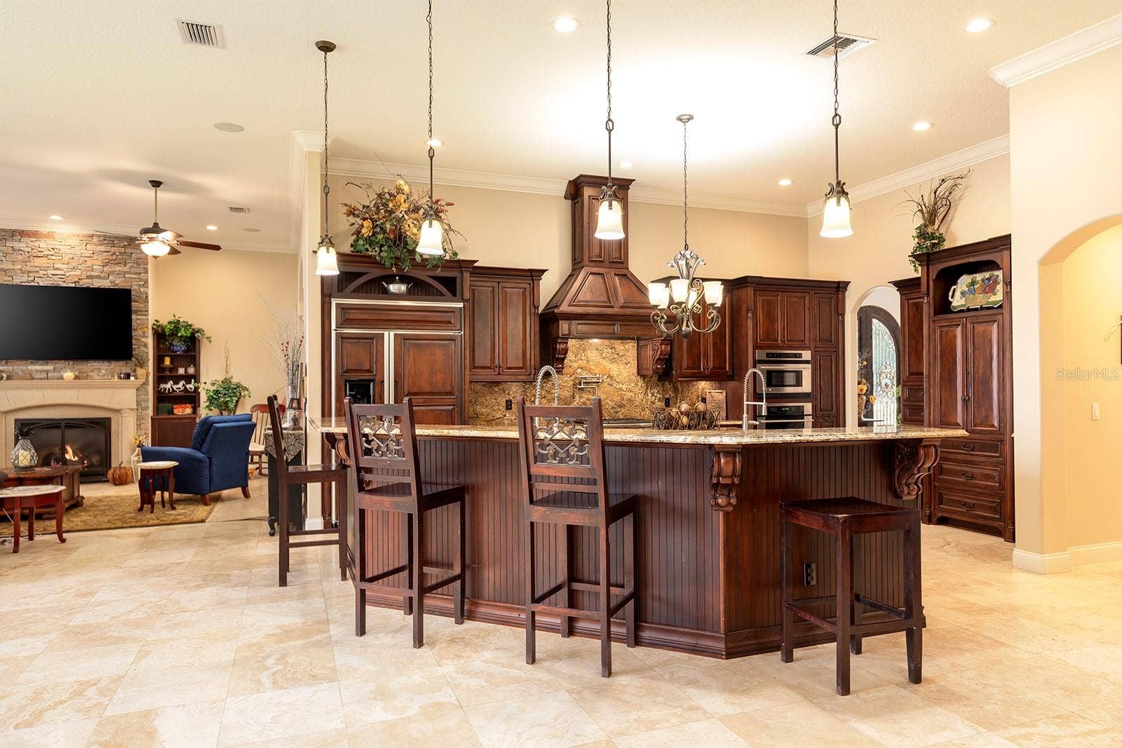 Kitchen Bar Area