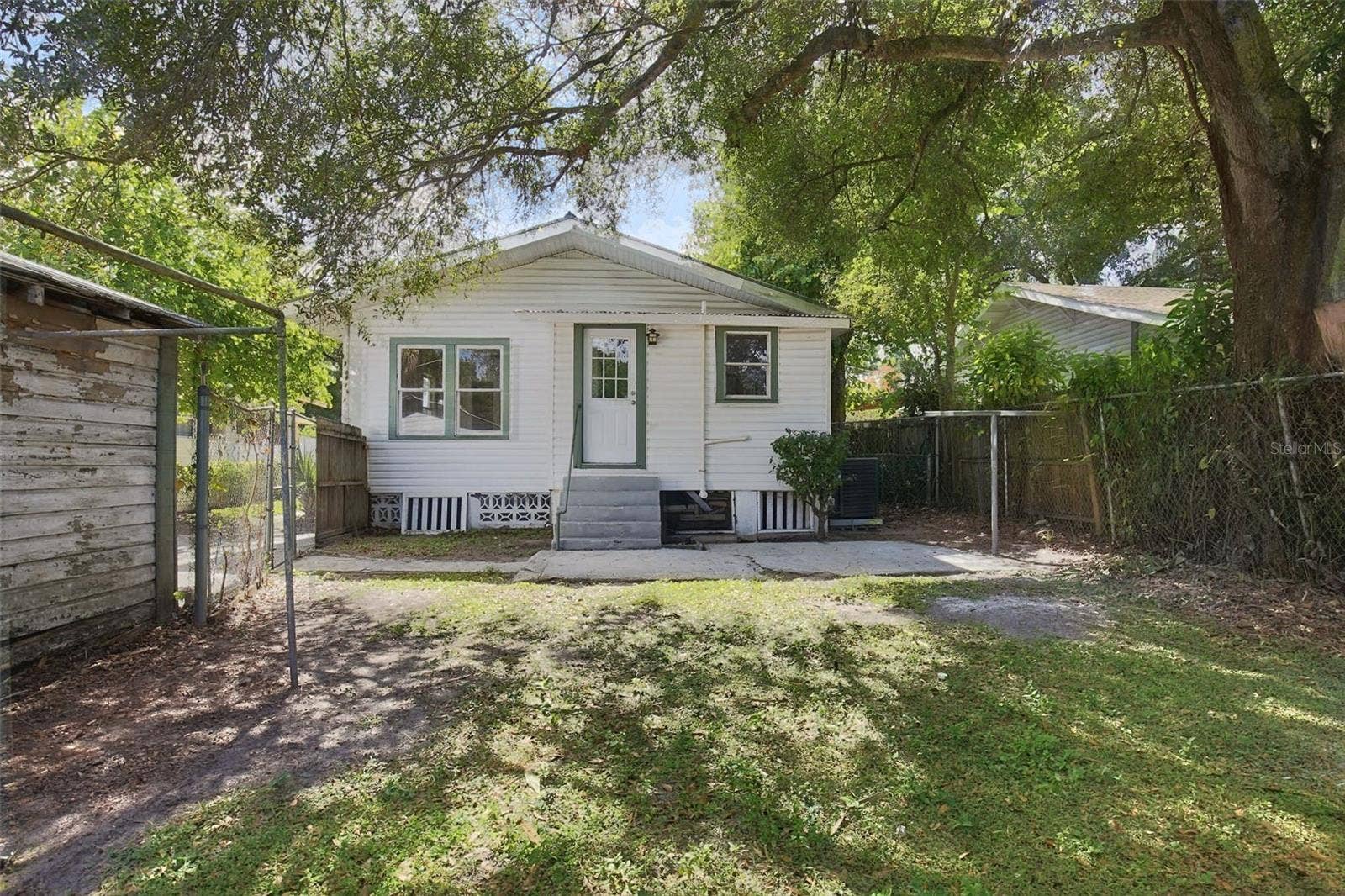 508 E HUGH STREET, Tampa, FL 33603 508 E HUGH STREET, Tampa, FL 33603