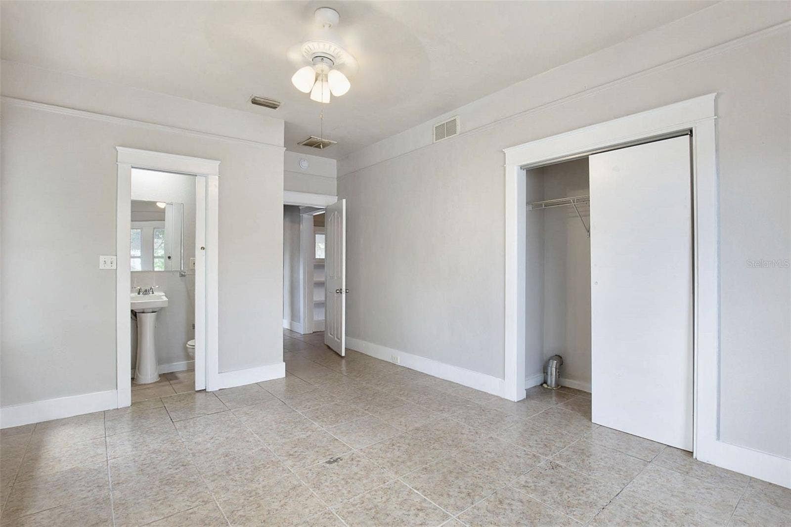 508 E HUGH STREET, Tampa, FL 33603 508 E HUGH STREET, Tampa, FL 33603