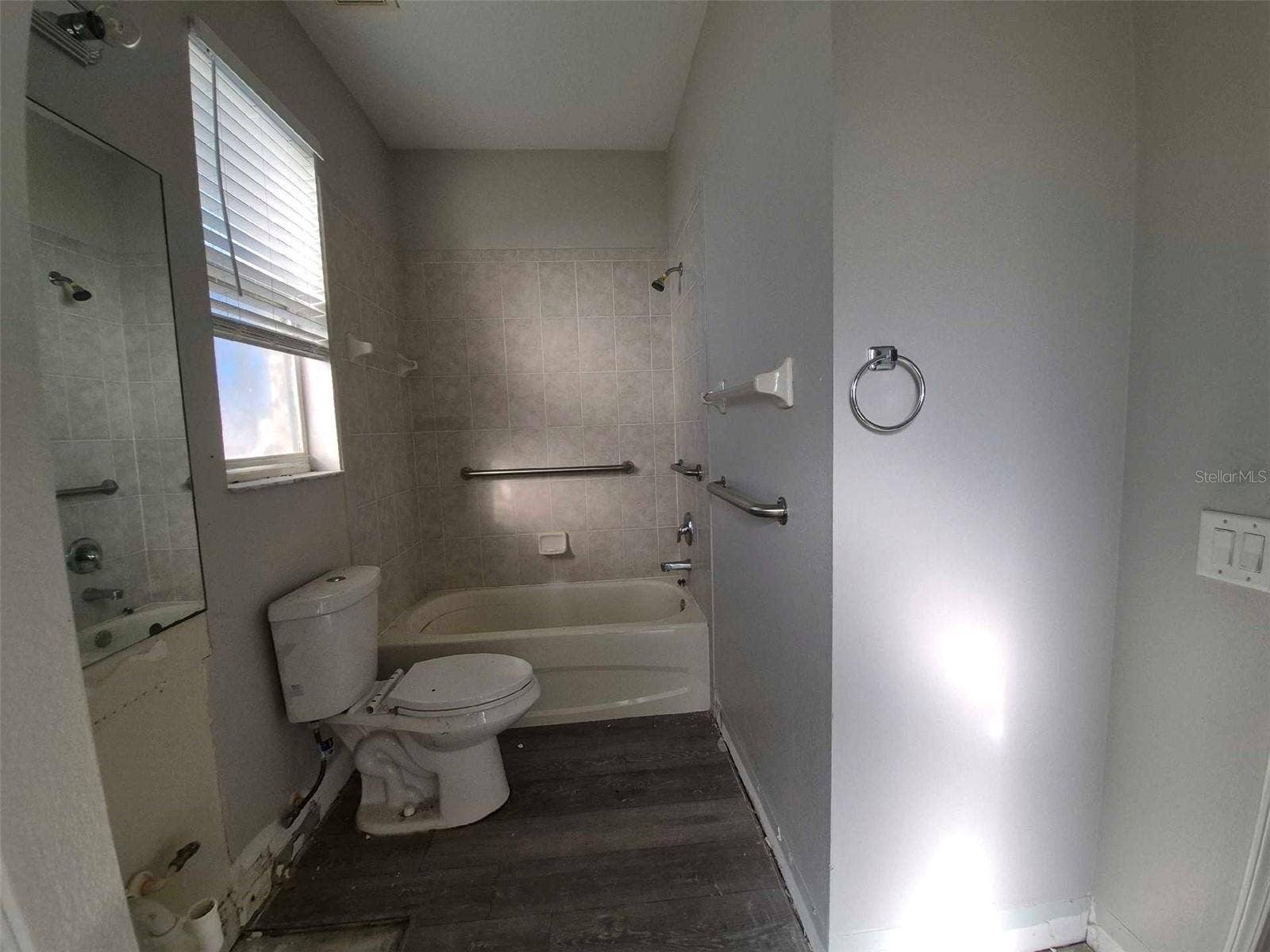 8109 ORANGE SPRING DRIVE, Ruskin, FL 33573