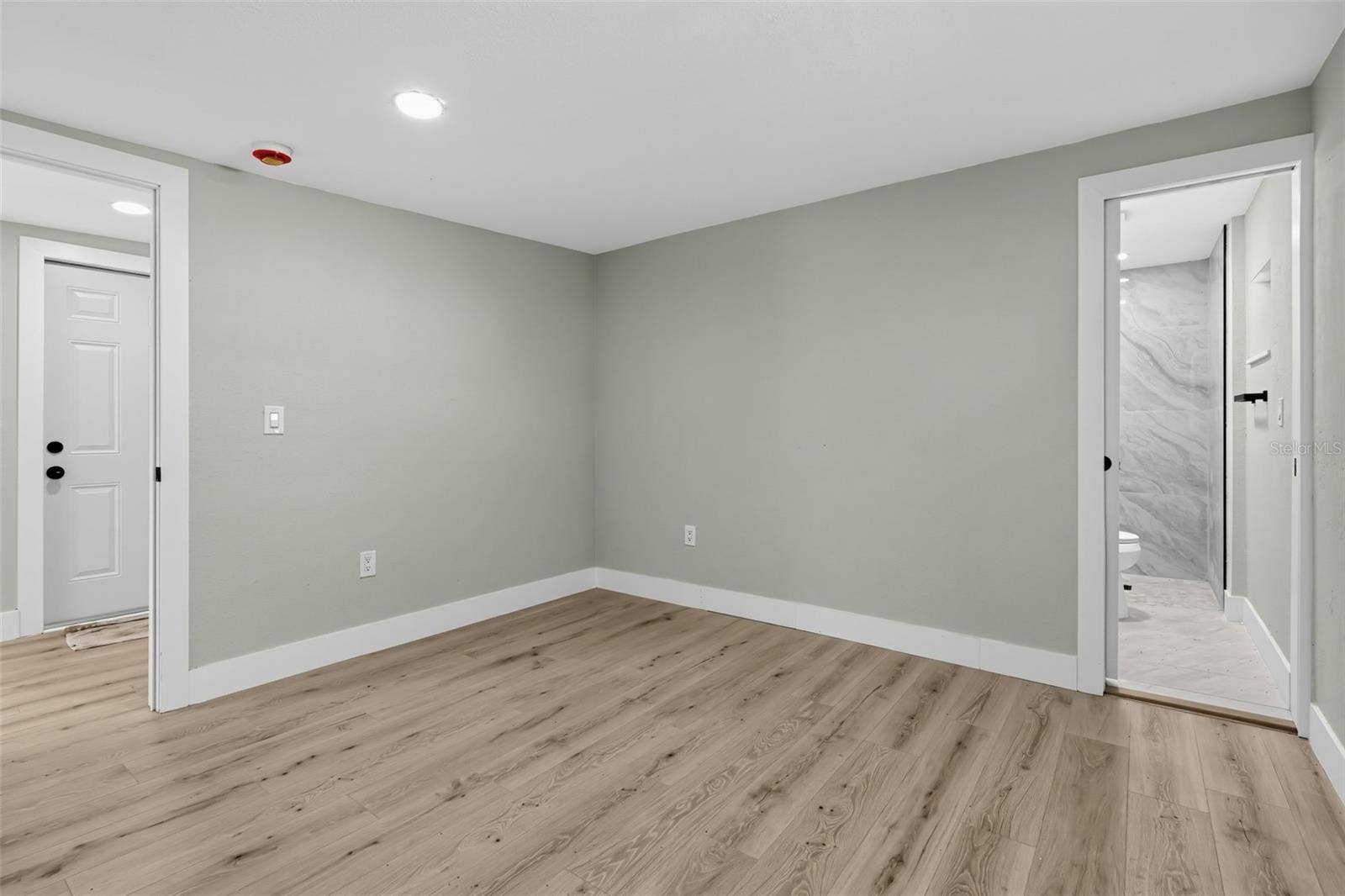 1423 MASSACHUSETTS AVENUE, St Cloud, FL 34769 1423 MASSACHUSETTS AVENUE, St Cloud, FL 34769