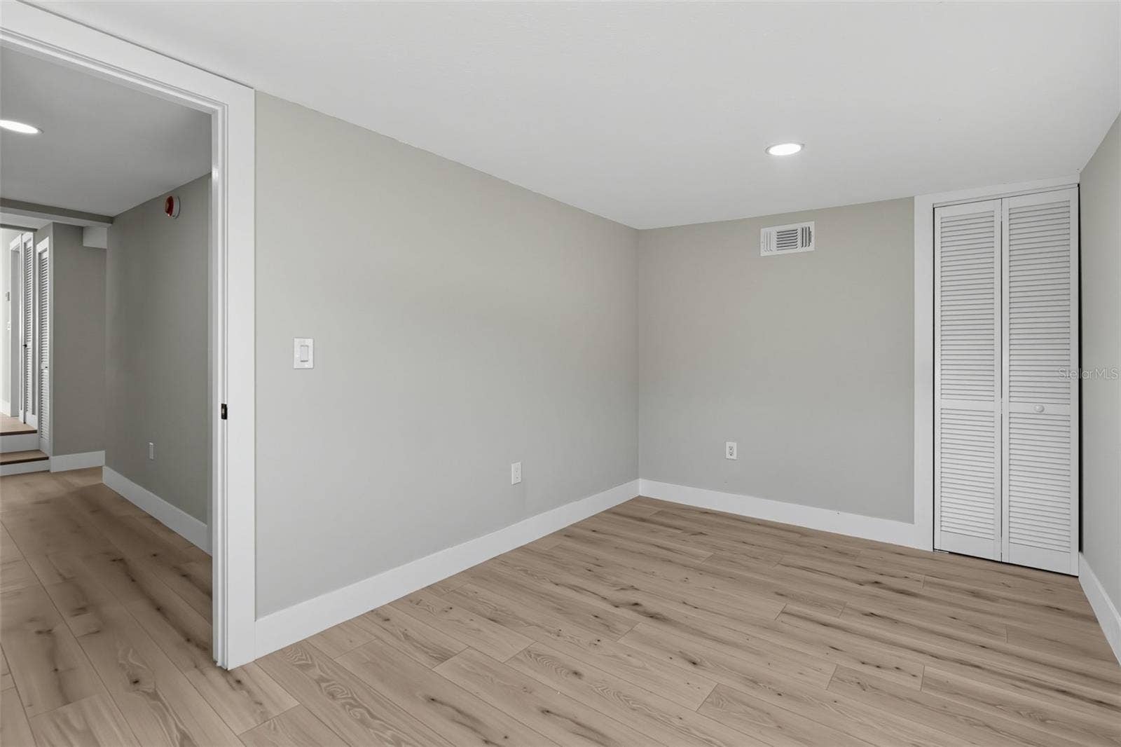 1423 MASSACHUSETTS AVENUE, St Cloud, FL 34769 1423 MASSACHUSETTS AVENUE, St Cloud, FL 34769