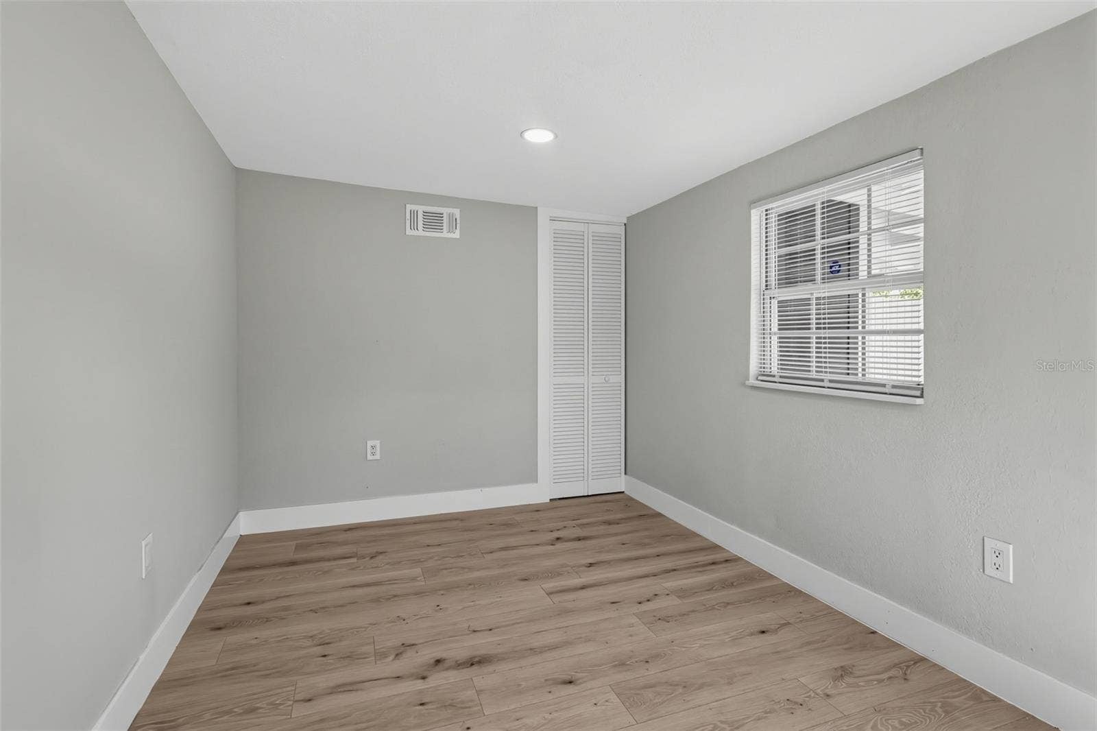 1423 MASSACHUSETTS AVENUE, St Cloud, FL 34769 1423 MASSACHUSETTS AVENUE, St Cloud, FL 34769