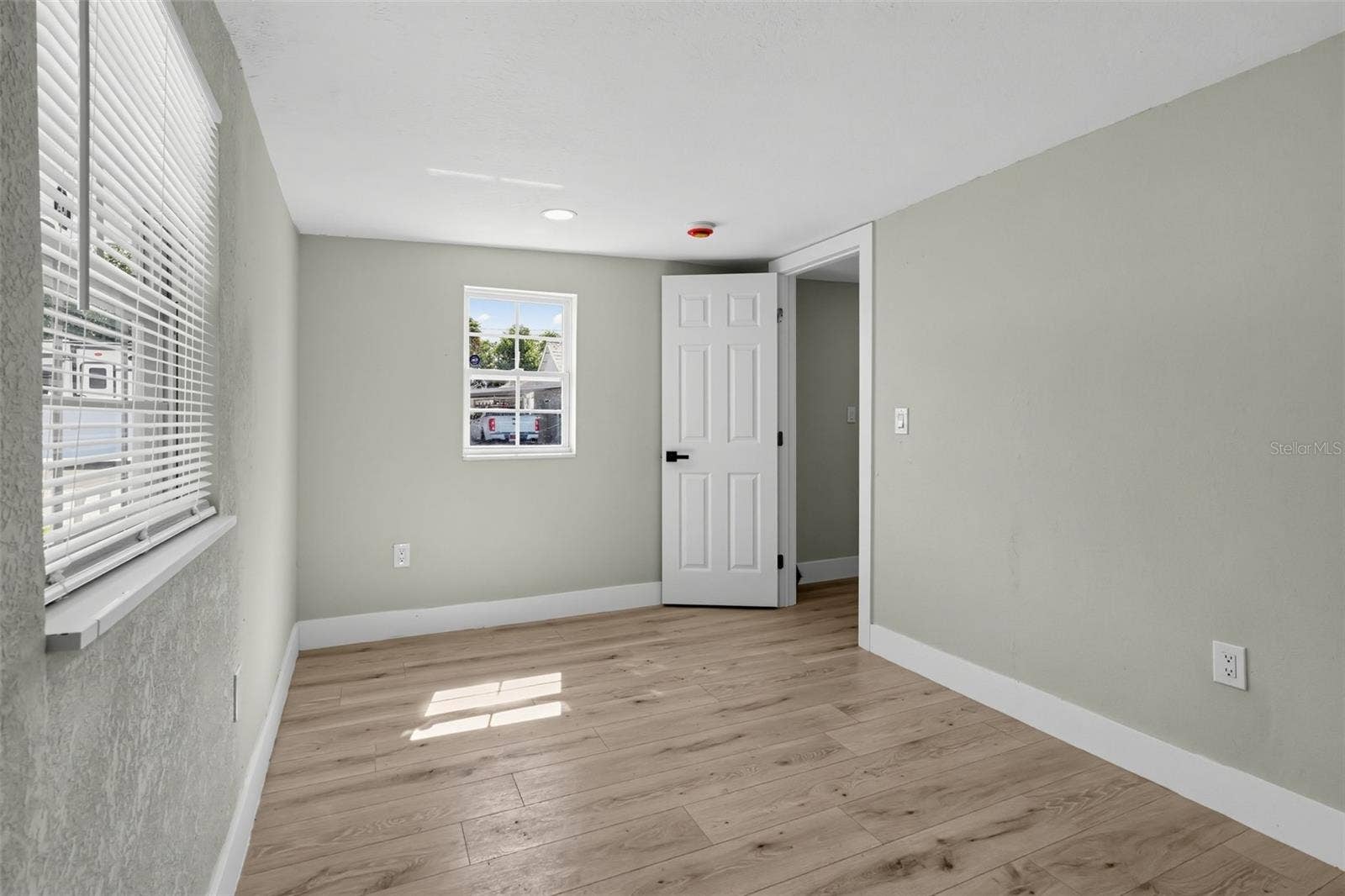 1423 MASSACHUSETTS AVENUE, St Cloud, FL 34769 1423 MASSACHUSETTS AVENUE, St Cloud, FL 34769