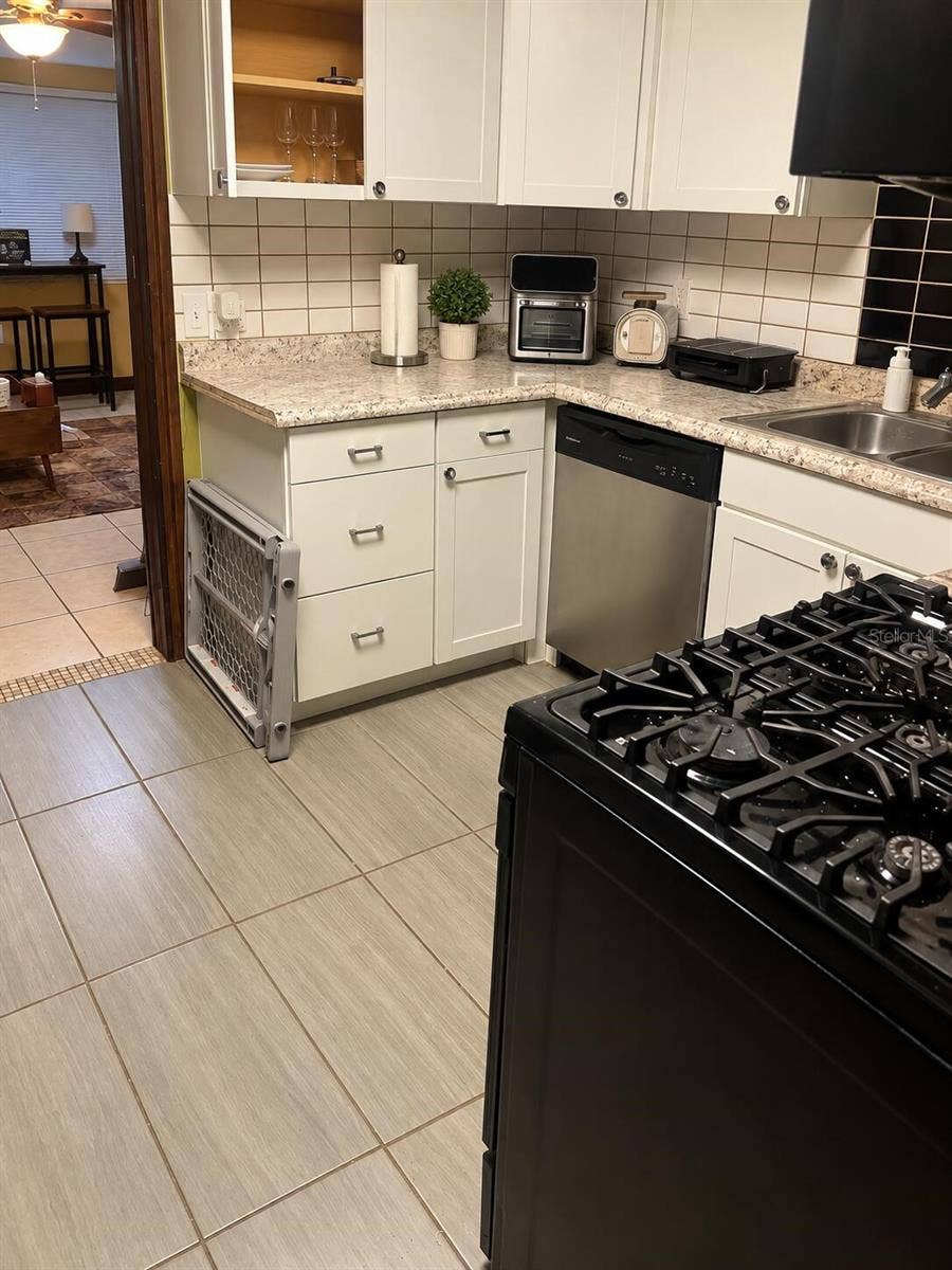 932 HART STREET, Lake Wales, FL 33859 932 HART STREET, Lake Wales, FL 33859