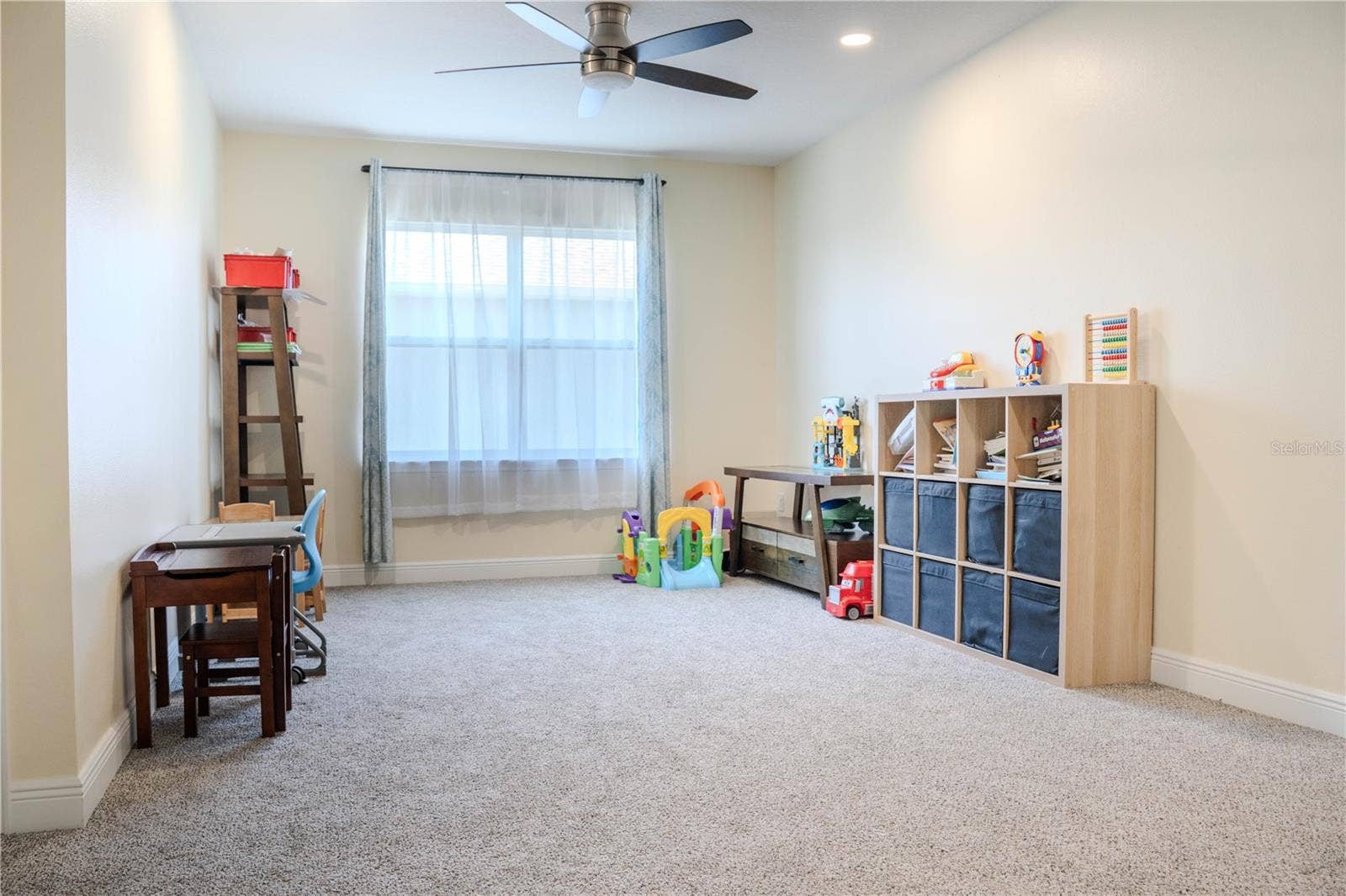 460 AVILA PLACE, Howey In The Hills, FL 34737