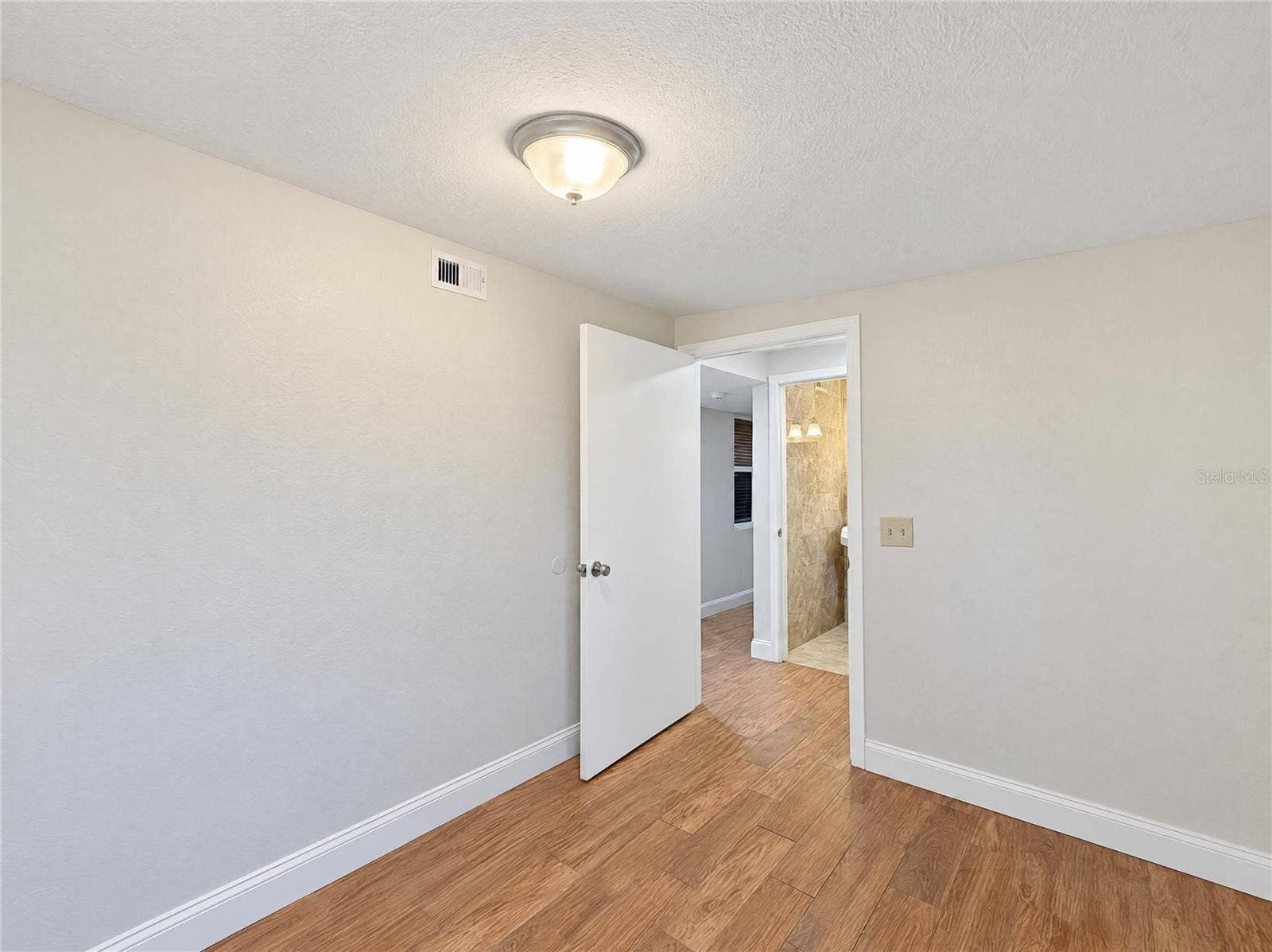 3205 W ROGERS AVENUE, Tampa, FL 33611 3205 W ROGERS AVENUE, Tampa, FL 33611