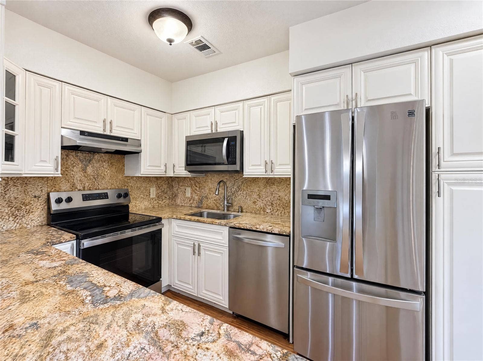 3205 W ROGERS AVENUE, Tampa, FL 33611 3205 W ROGERS AVENUE, Tampa, FL 33611