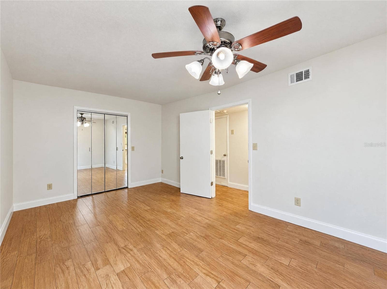 3205 W ROGERS AVENUE, Tampa, FL 33611 3205 W ROGERS AVENUE, Tampa, FL 33611