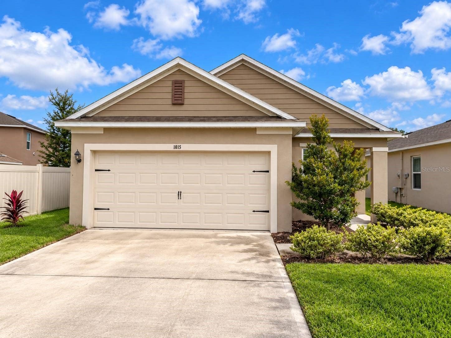 1015 VICTORIA PARC AVENUE, Orange City, FL 32763 1015 VICTORIA PARC AVENUE, Orange City, FL 32763
