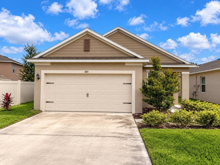 Property photo for 1015 VICTORIA PARC AVENUE, Orange City, FL