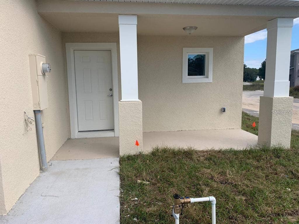 633 LAKE SHORE PARKWAY, Davenport, FL 33896