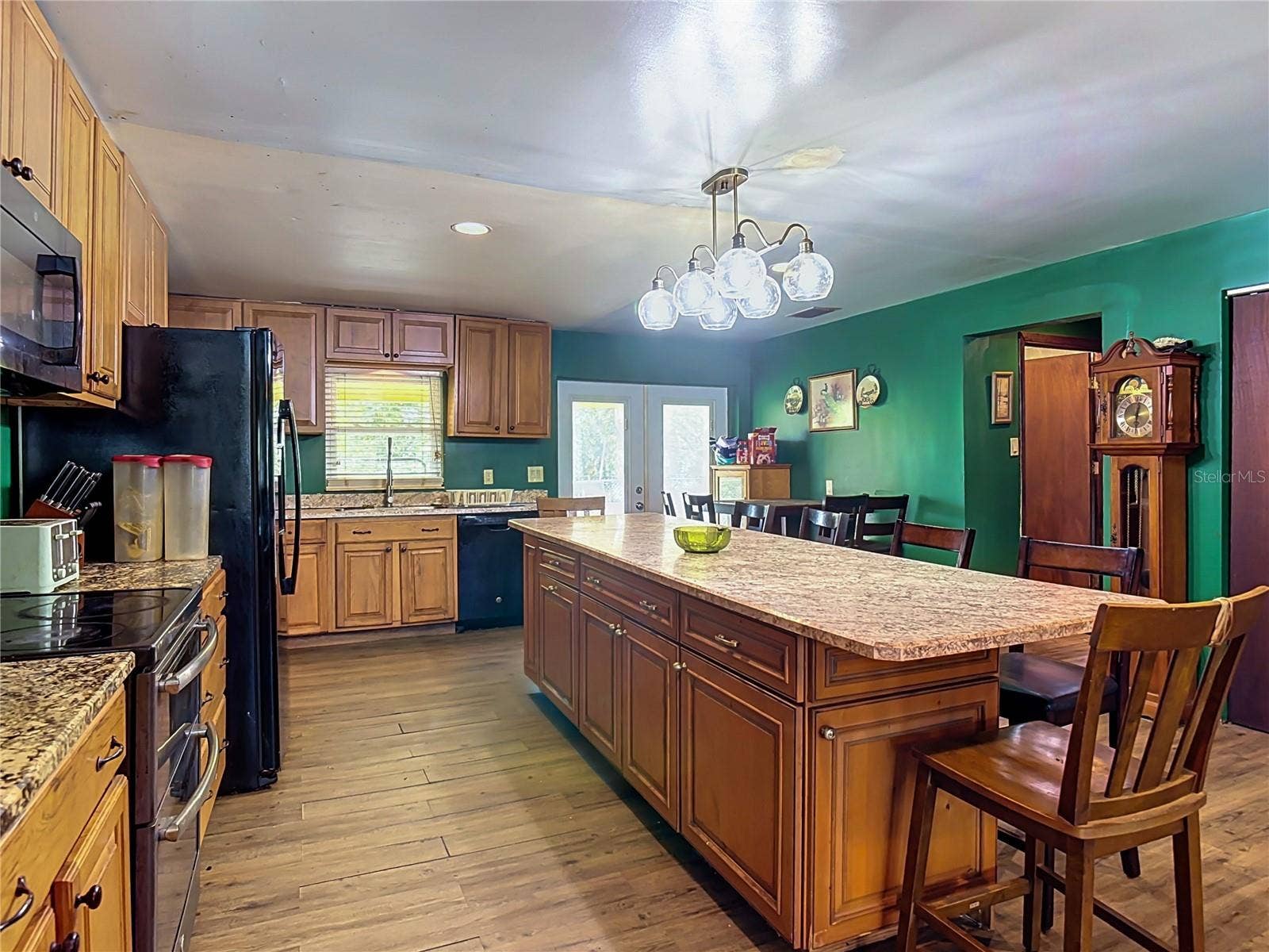 28418 BOUGAINVILLEA AVENUE, Paisley, FL 32767 28418 BOUGAINVILLEA AVENUE, Paisley, FL 32767