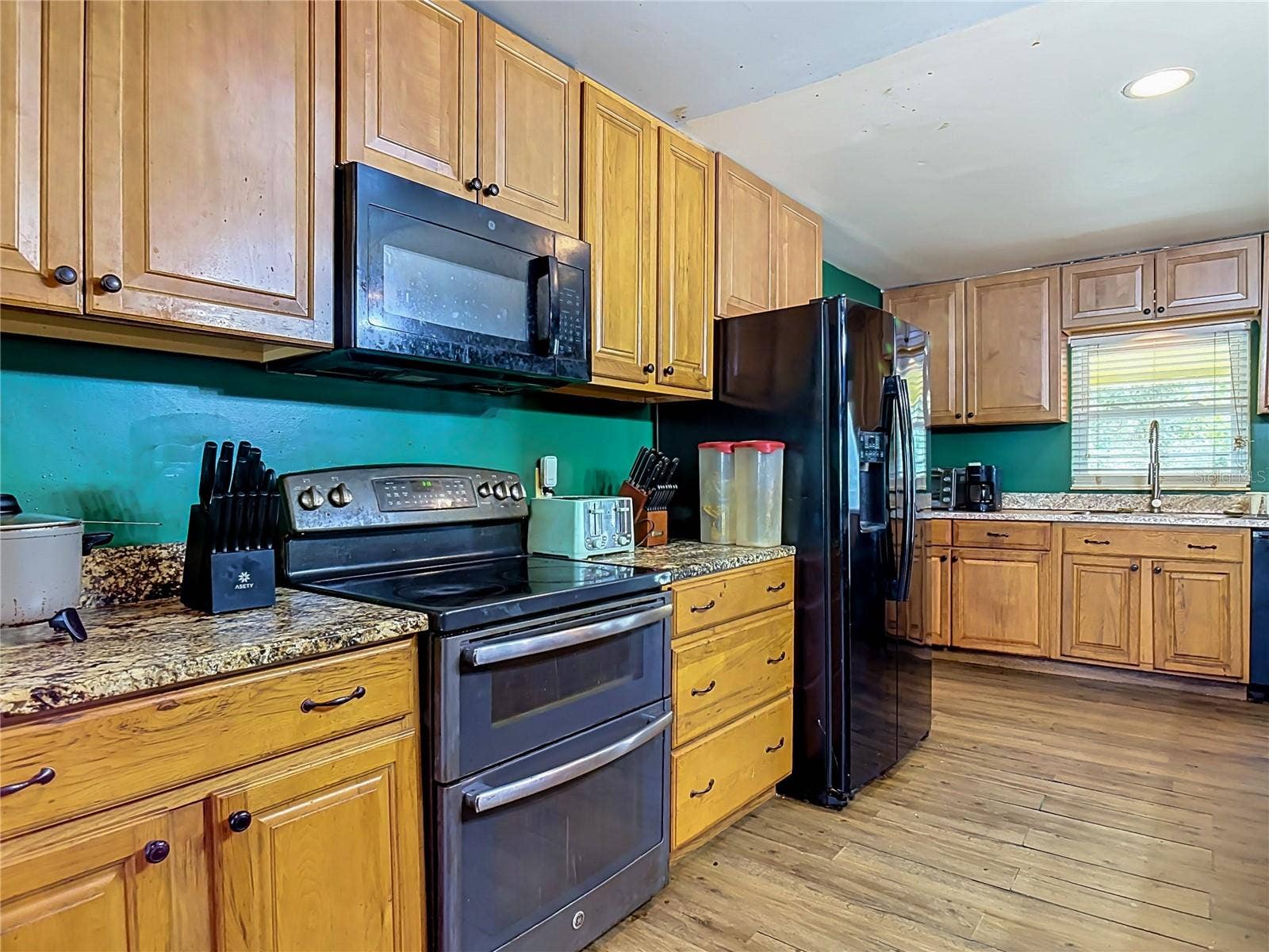 28418 BOUGAINVILLEA AVENUE, Paisley, FL 32767 28418 BOUGAINVILLEA AVENUE, Paisley, FL 32767