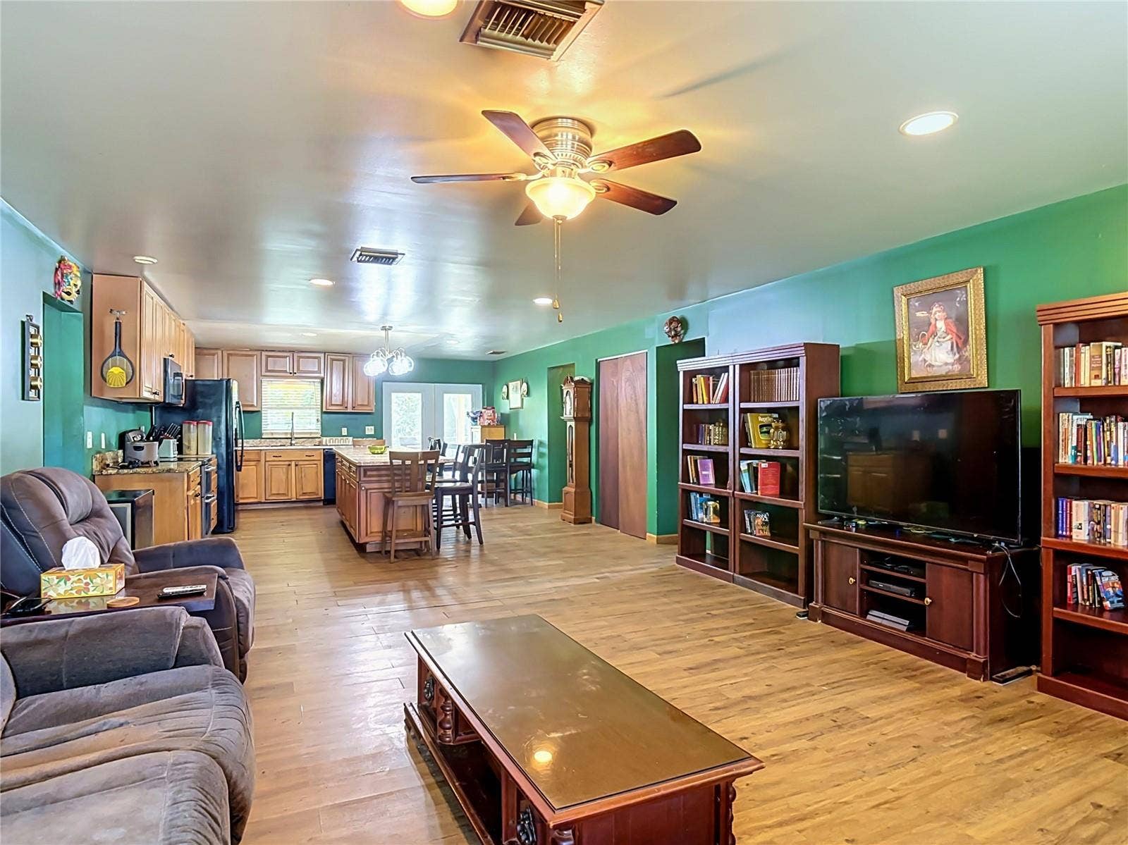 28418 BOUGAINVILLEA AVENUE, Paisley, FL 32767 28418 BOUGAINVILLEA AVENUE, Paisley, FL 32767