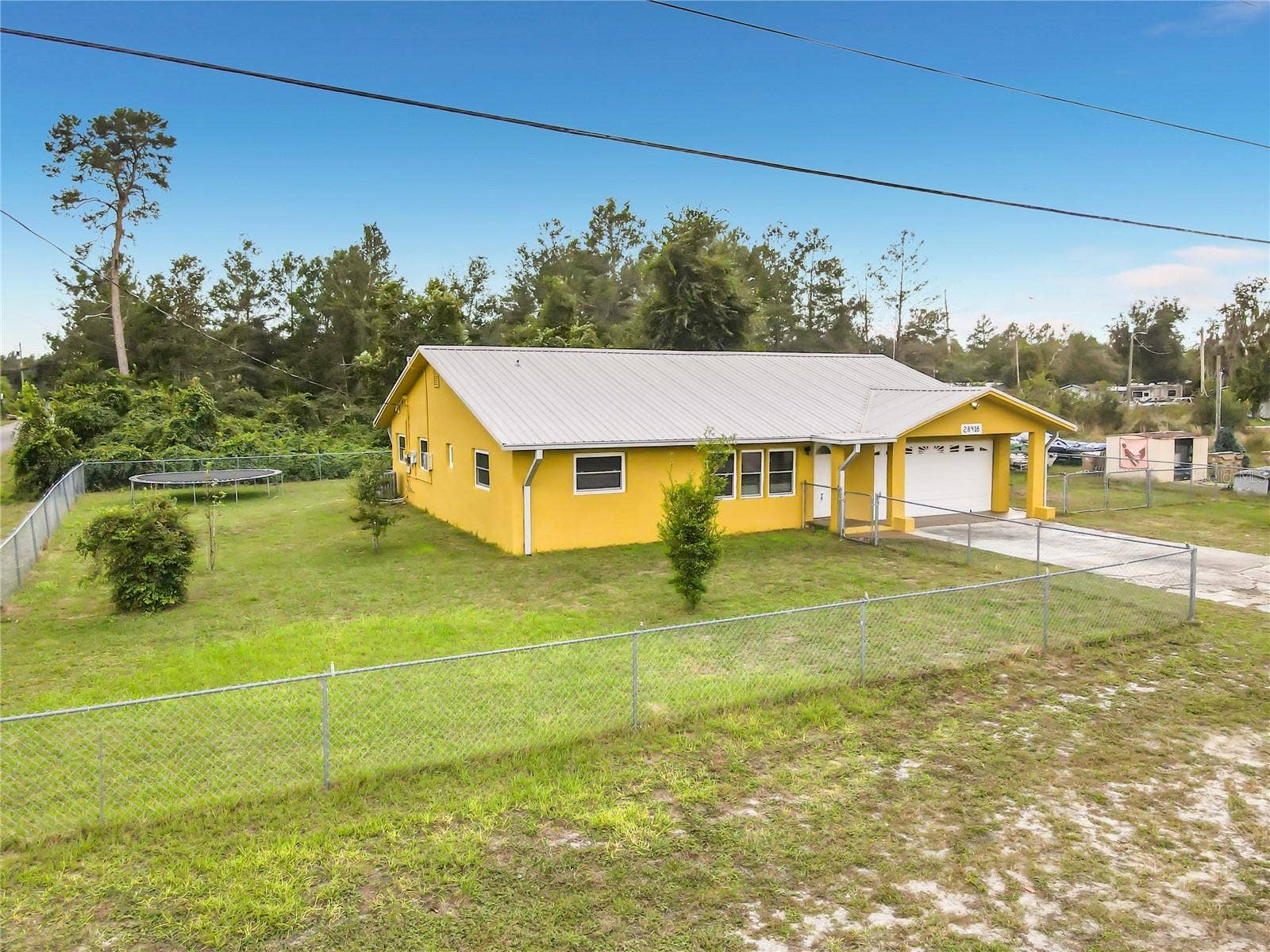 28418 BOUGAINVILLEA AVENUE, Paisley, FL 32767 28418 BOUGAINVILLEA AVENUE, Paisley, FL 32767