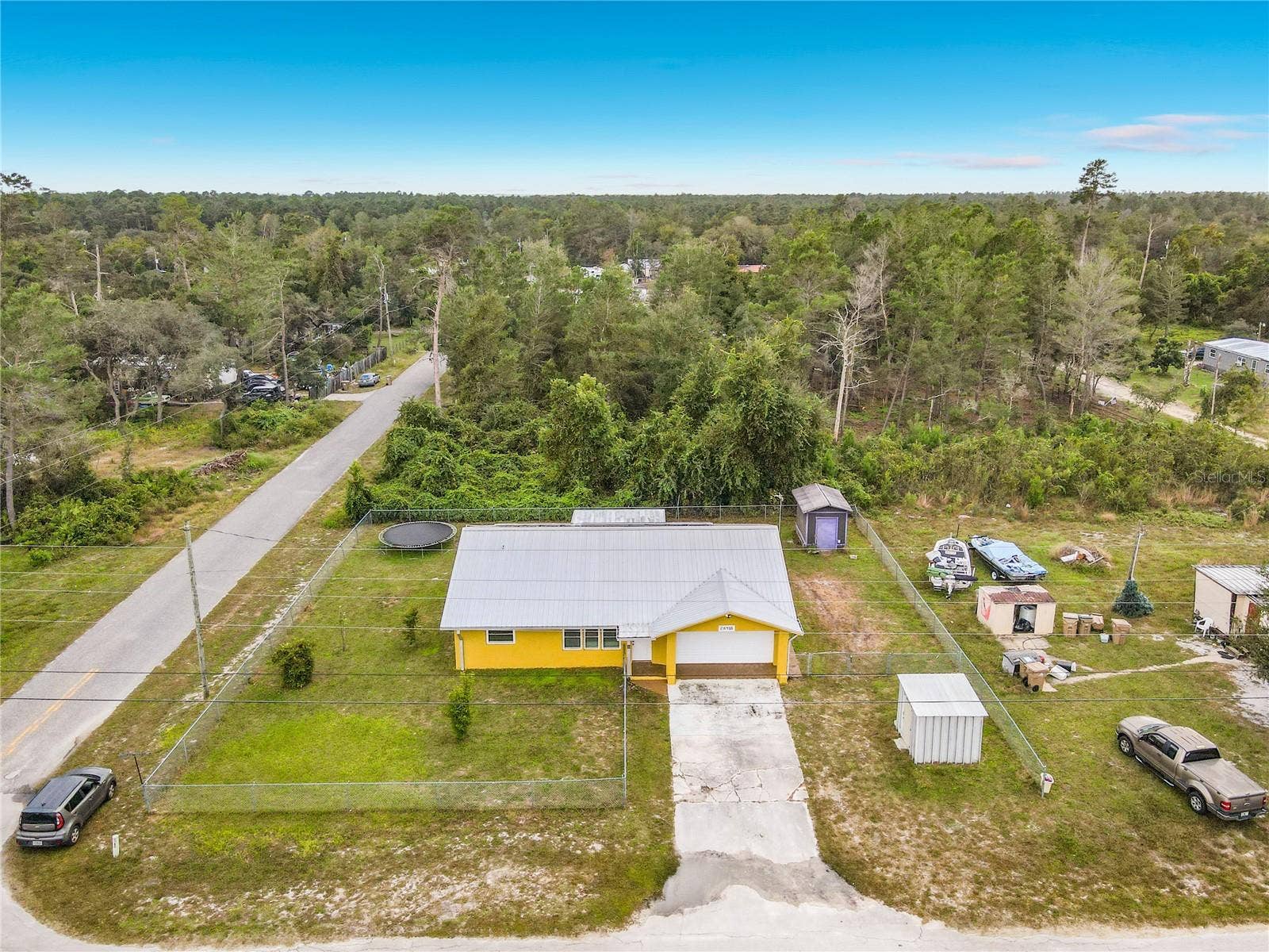28418 BOUGAINVILLEA AVENUE, Paisley, FL 32767 28418 BOUGAINVILLEA AVENUE, Paisley, FL 32767