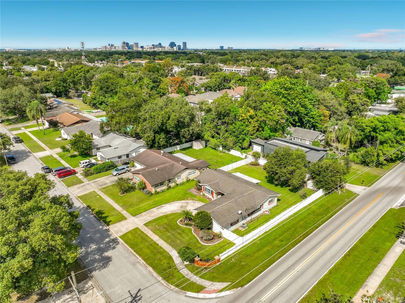 3521 EDLAND DRIVE, Orlando, FL 32806 3521 EDLAND DRIVE, Orlando, FL 32806