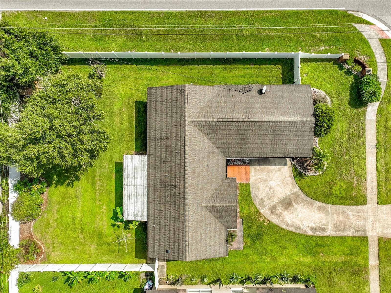 3521 EDLAND DRIVE, Orlando, FL 32806 3521 EDLAND DRIVE, Orlando, FL 32806