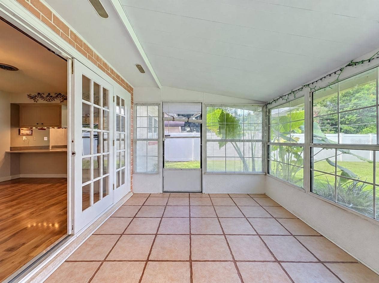 3521 EDLAND DRIVE, Orlando, FL 32806 Virtual furniture removal
