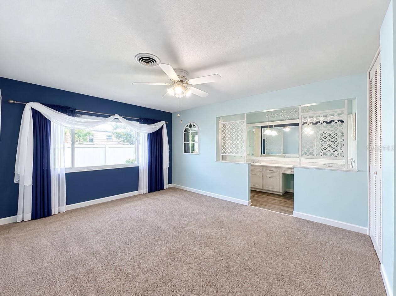 3521 EDLAND DRIVE, Orlando, FL 32806 Virtual furniture removal