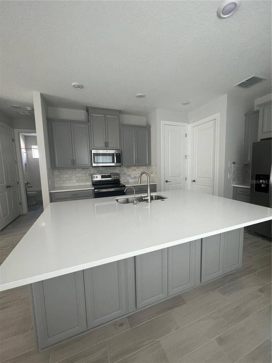 734 VIA COMO STREET, Poinciana, FL 34759 734 VIA COMO STREET, Poinciana, FL 34759