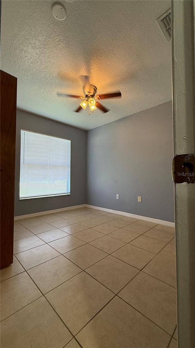 404 SPIKE COURT, Poinciana, FL 34759 404 SPIKE COURT, Poinciana, FL 34759