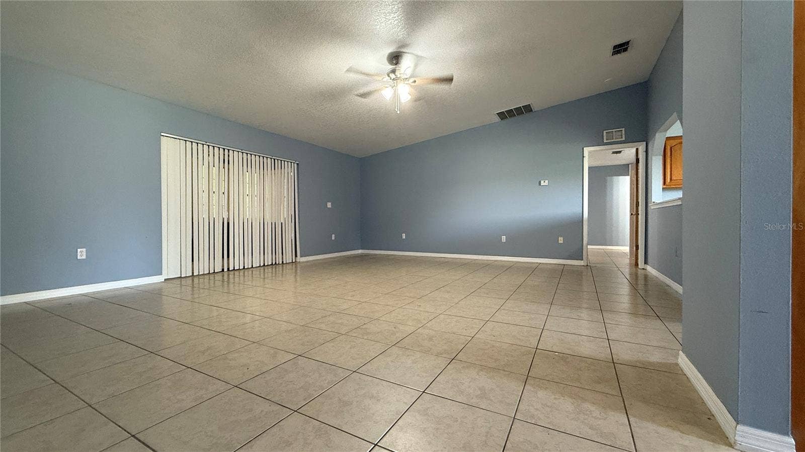 404 SPIKE COURT, Poinciana, FL 34759 404 SPIKE COURT, Poinciana, FL 34759