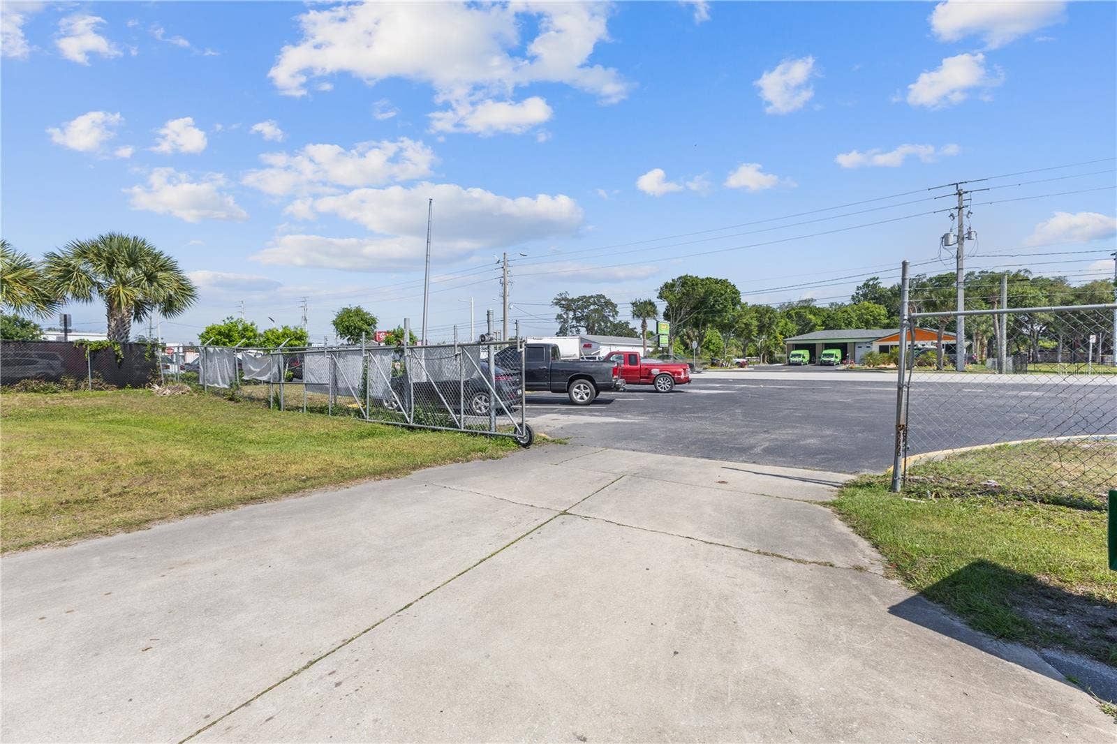 556 MASON AVENUE, Daytona Beach, FL 32117 556 MASON AVENUE, Daytona Beach, FL 32117