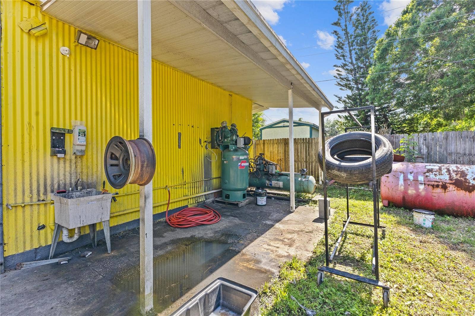 556 MASON AVENUE, Daytona Beach, FL 32117 556 MASON AVENUE, Daytona Beach, FL 32117
